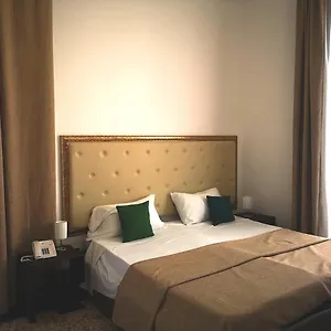 Hotel Valentino, CTA
