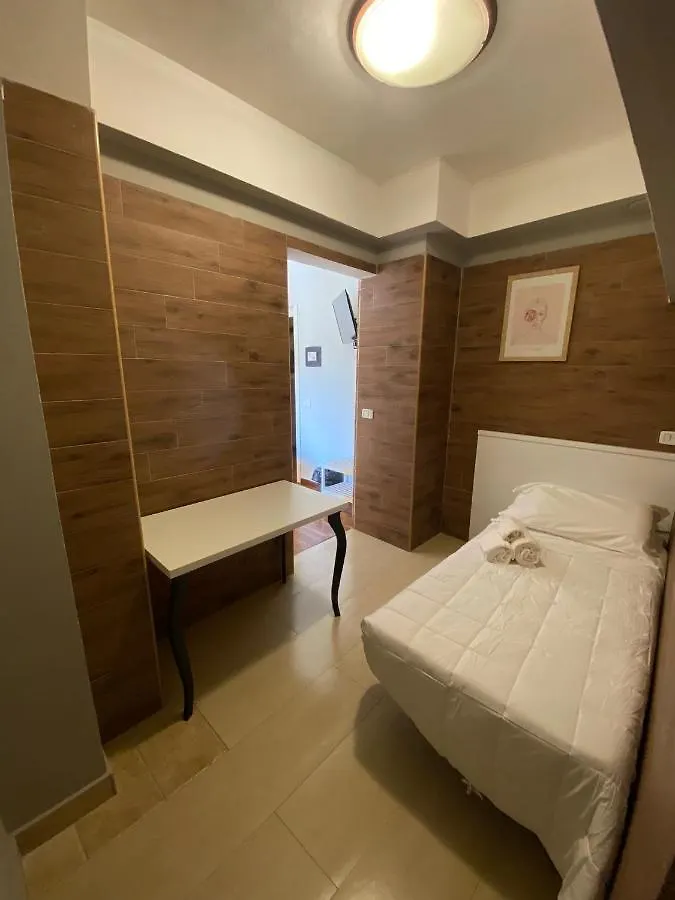 Margherita Rooms Catânia 0*,  Itália